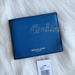 NWT Michael Kors Slim Leather Billfold Wallet